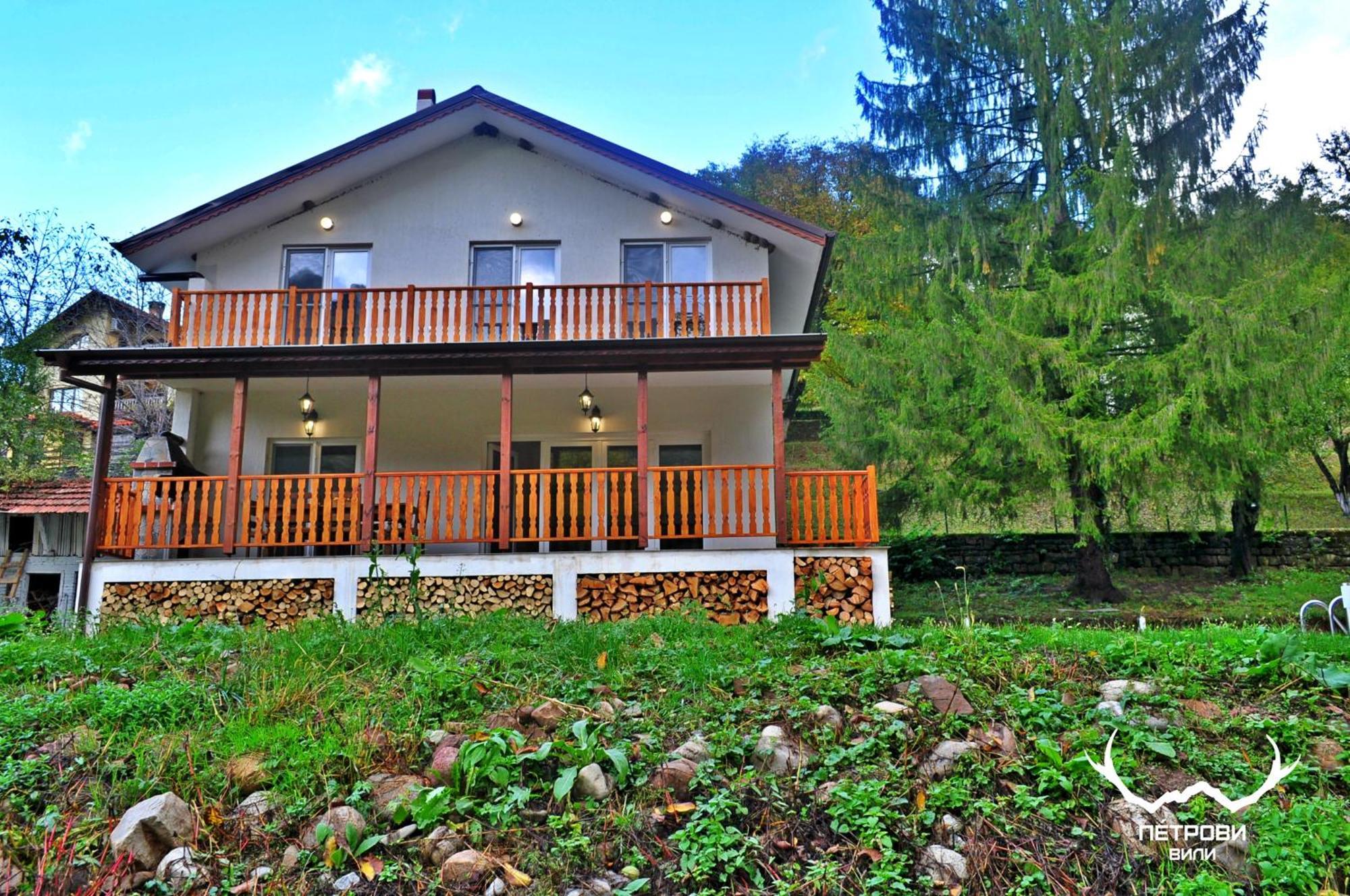 Пе́Трови Вили Ribarica Exterior photo